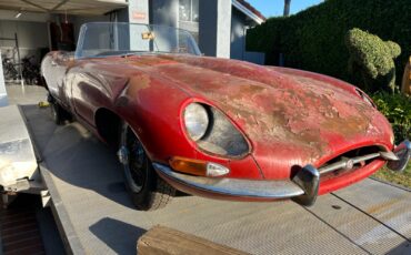Jaguar-E-Type-1964-Convertible-6