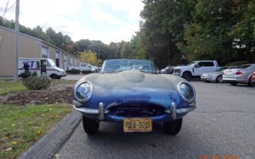 Jaguar-E-Type-1966-Convertible-11
