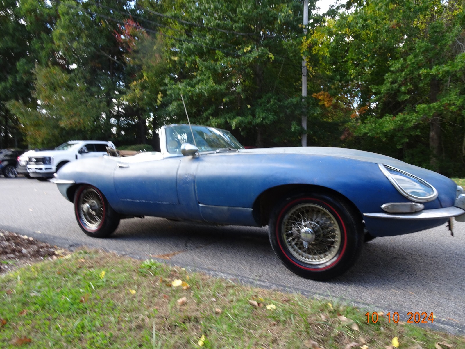 Jaguar-E-Type-1966-Convertible