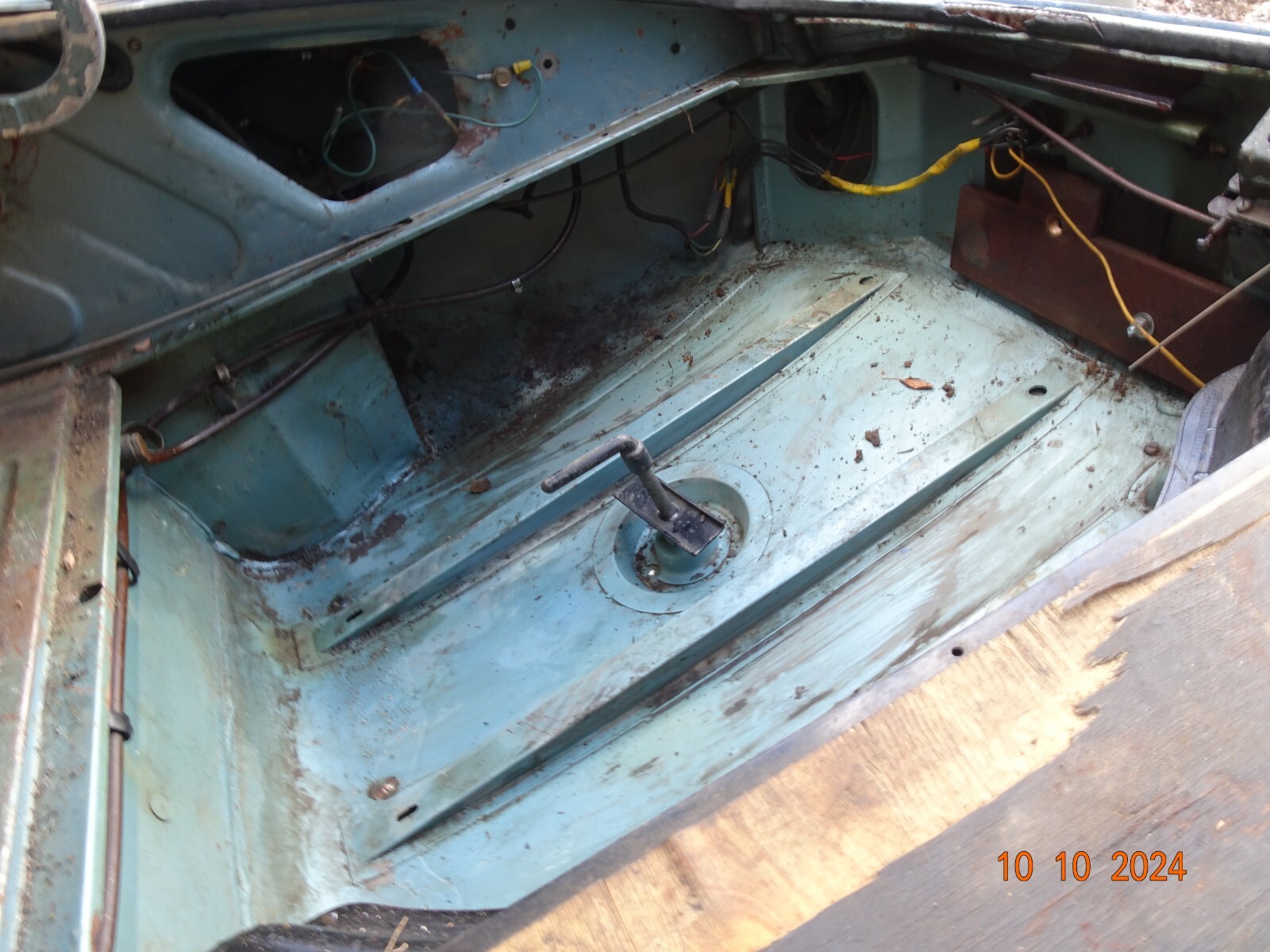 Jaguar-E-Type-1966-Convertible-21
