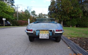 Jaguar-E-Type-1966-Convertible-5