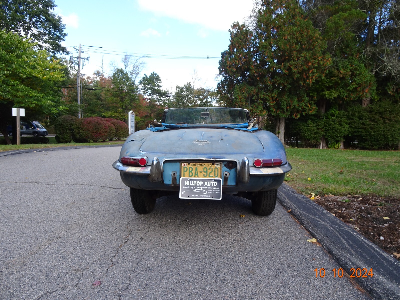 Jaguar-E-Type-1966-Convertible-5