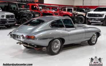 Jaguar-E-Type-1966-Coupe-6