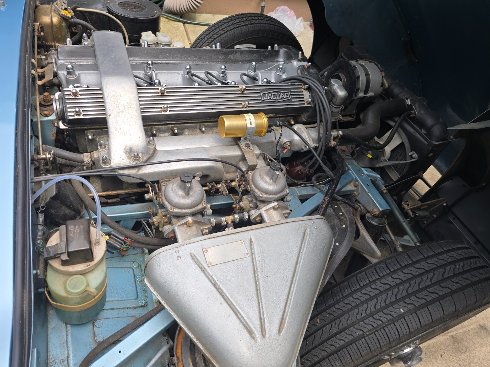 Jaguar-E-Type-1968-Coupe-15