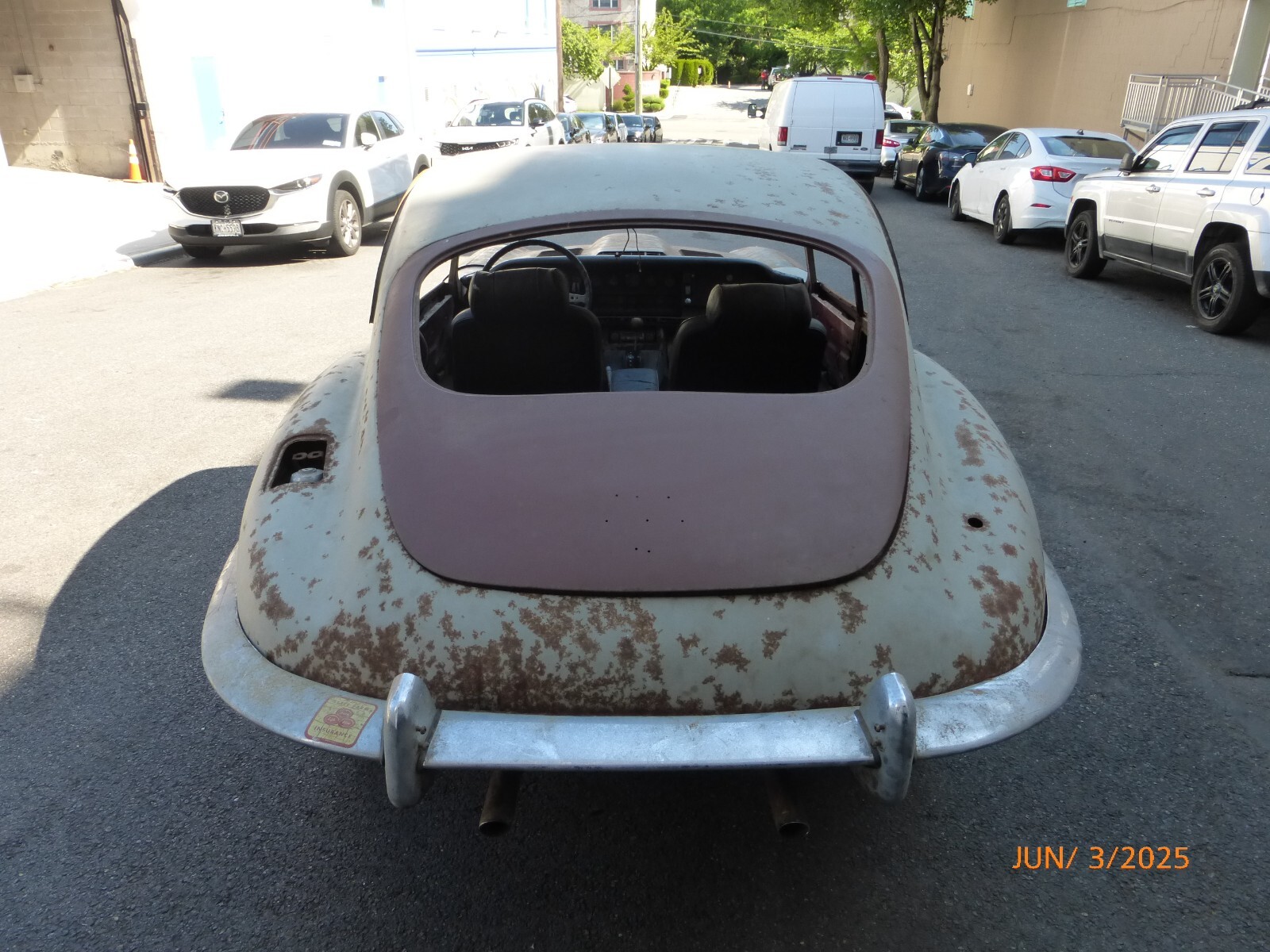 Jaguar-E-Type-1969-10