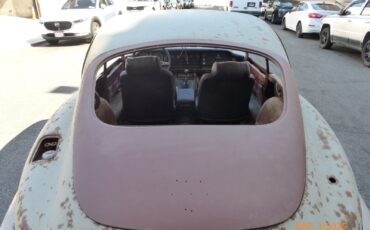 Jaguar-E-Type-1969-11
