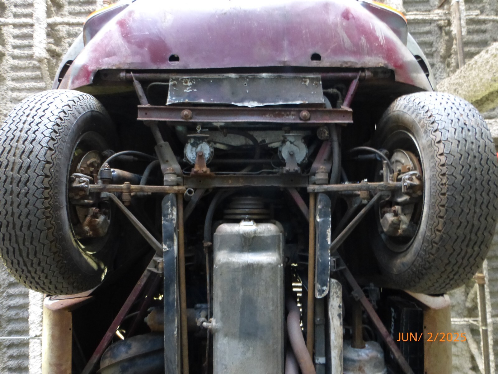 Jaguar-E-Type-1969-25