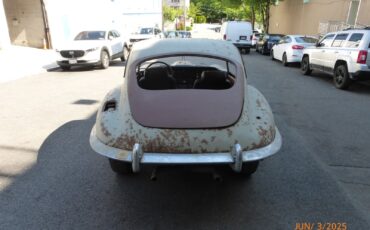 Jaguar-E-Type-1969-3