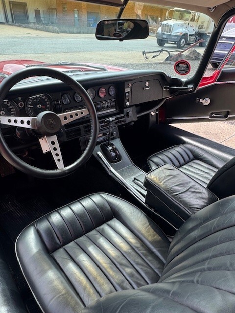Jaguar-E-Type-1971-7