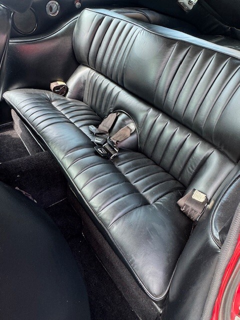 Jaguar-E-Type-1971-8