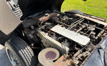 Jaguar-E-Type-1974-Convertible-17
