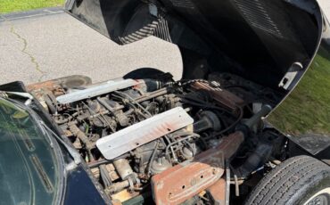 Jaguar-E-Type-1974-Convertible-19
