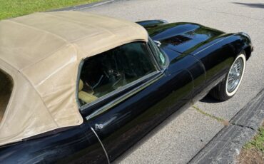 Jaguar-E-Type-1974-Convertible-5