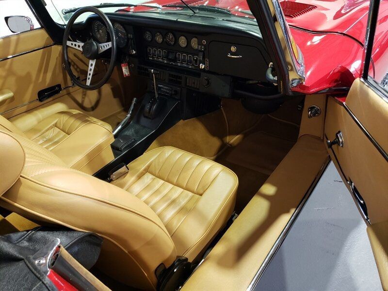 Jaguar-E-Type-1974-Convertible-7