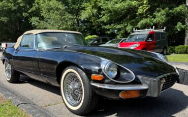 Jaguar-E-Type-1974-Convertible-8