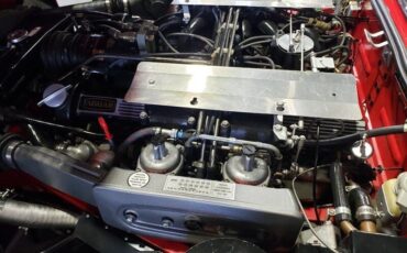 Jaguar-E-Type-1974-Convertible-9