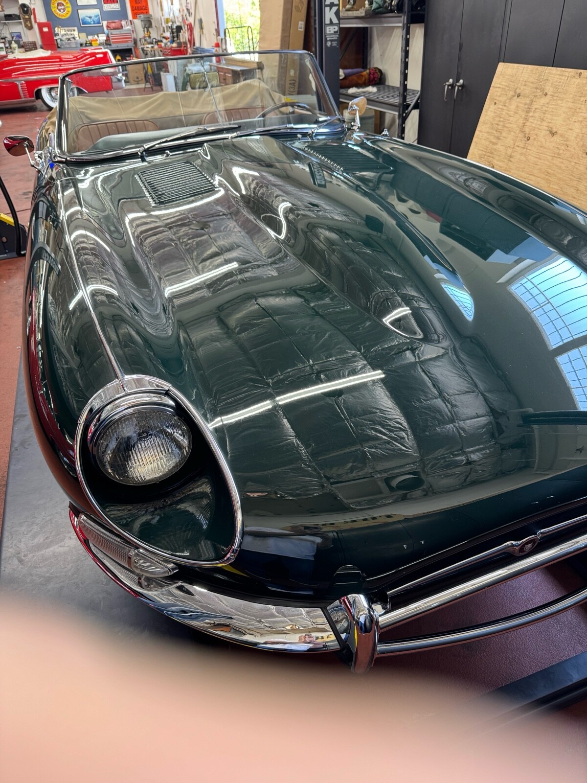 Jaguar-E-Type-4.2-1967-Convertible-4