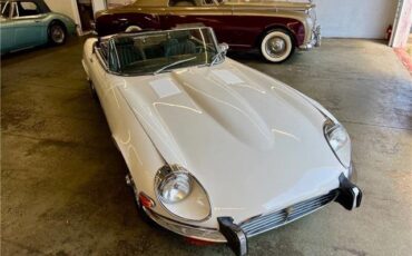 Jaguar-E-Type-Roadster-1973-1