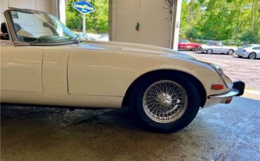 Jaguar-E-Type-Roadster-1973-11