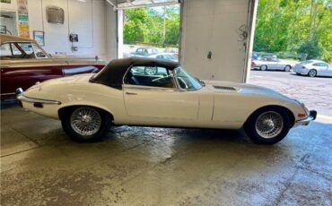 Jaguar-E-Type-Roadster-1973-23