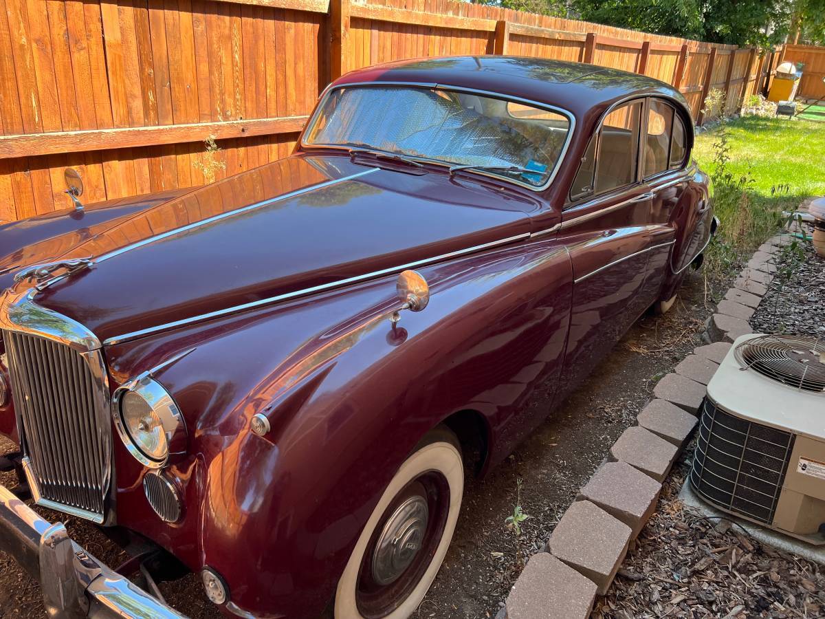 Jaguar-Mark-8-1958-custom-1