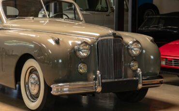 Jaguar-Mark-VII-1954-4-Door-Sedan-11