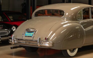 Jaguar-Mark-VII-1954-4-Door-Sedan-24