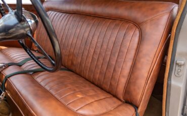Jaguar-Mark-VII-1954-4-Door-Sedan-26