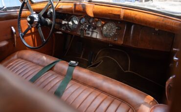 Jaguar-Mark-VII-1954-4-Door-Sedan-37