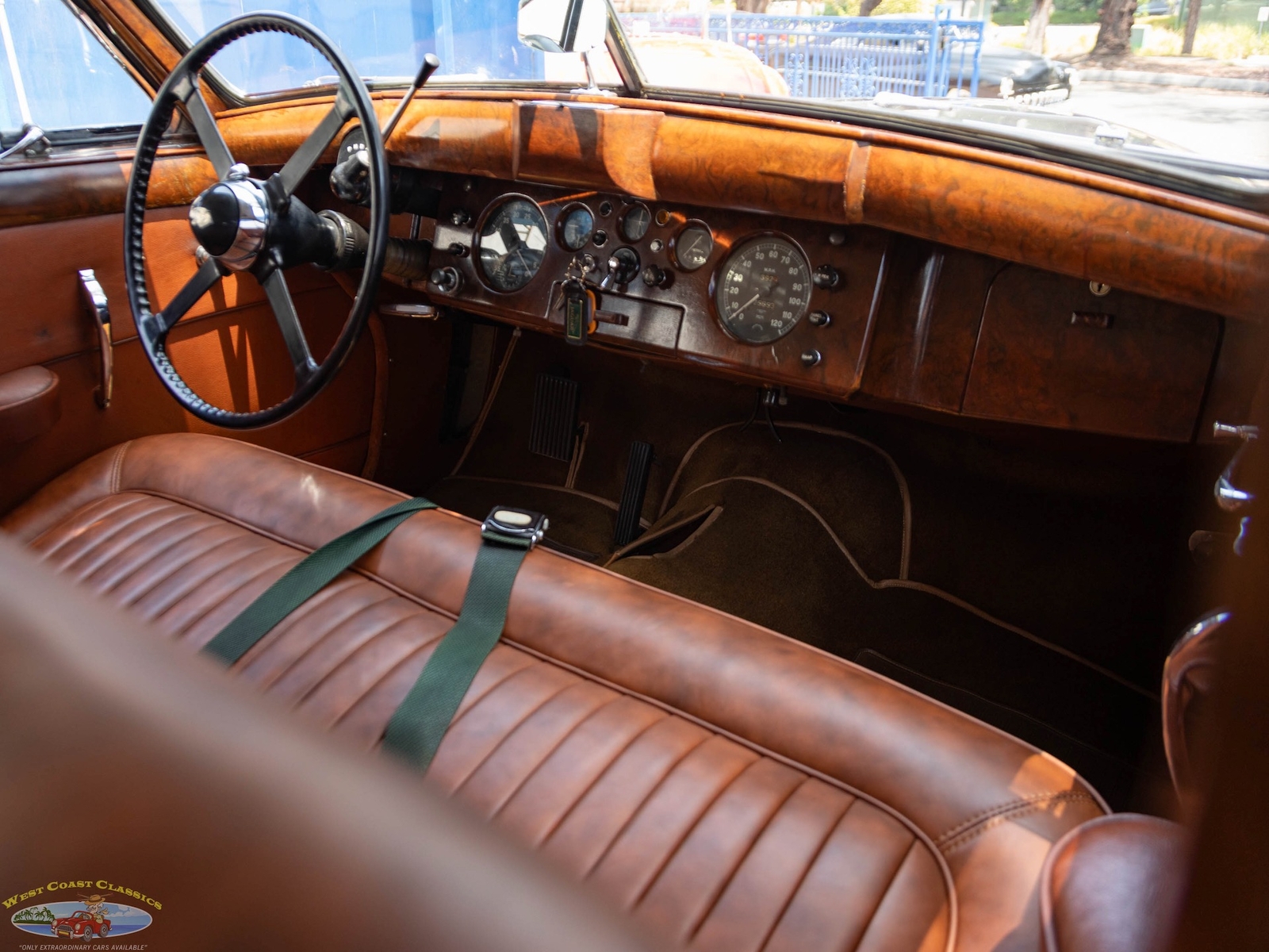 Jaguar-Mark-VII-1954-4-Door-Sedan-37