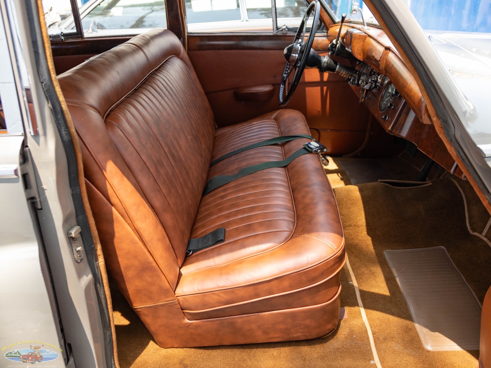 Jaguar-Mark-VII-1954-4-Door-Sedan-39