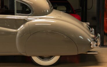 Jaguar-Mark-VII-1954-4-Door-Sedan-6