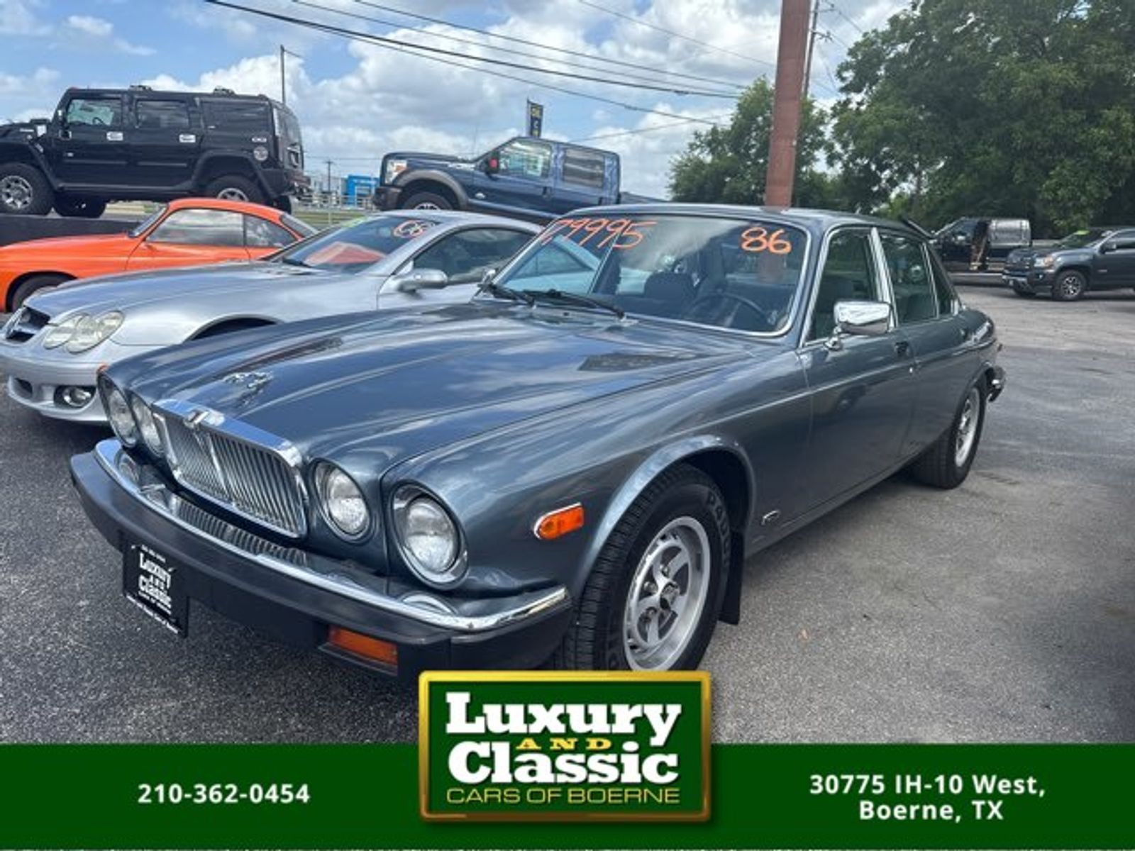 Jaguar-XJ-1986-Sedan