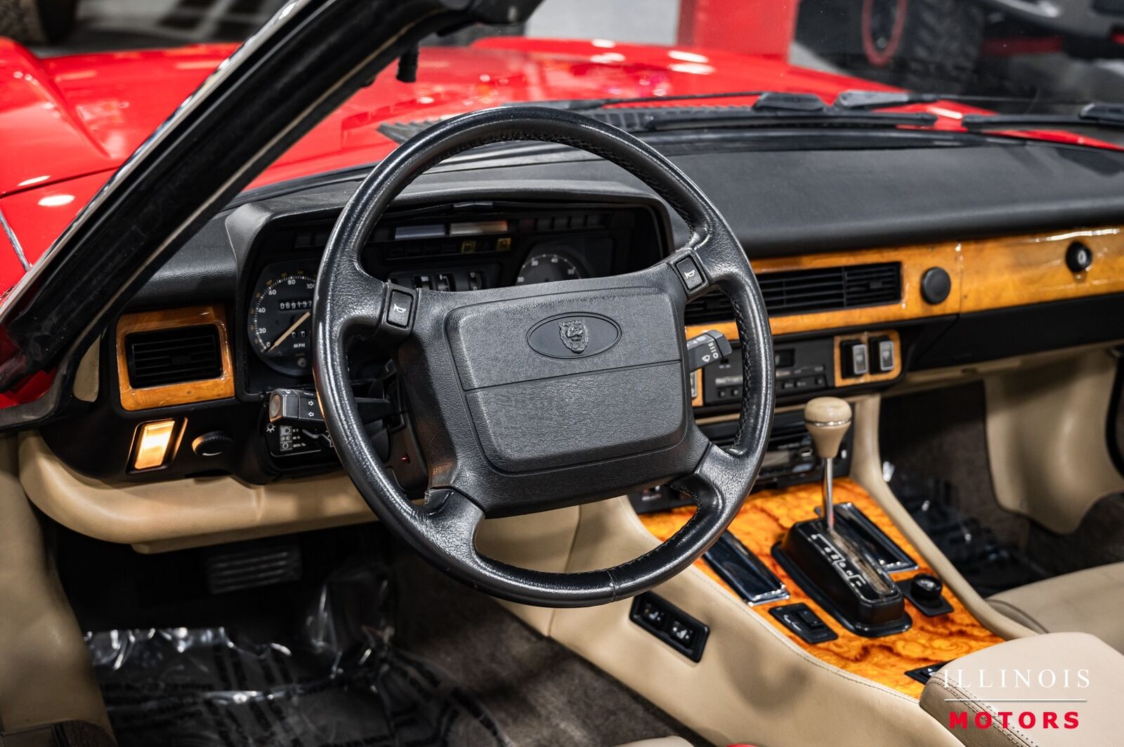 Jaguar-XJ-1991-Convertible-23