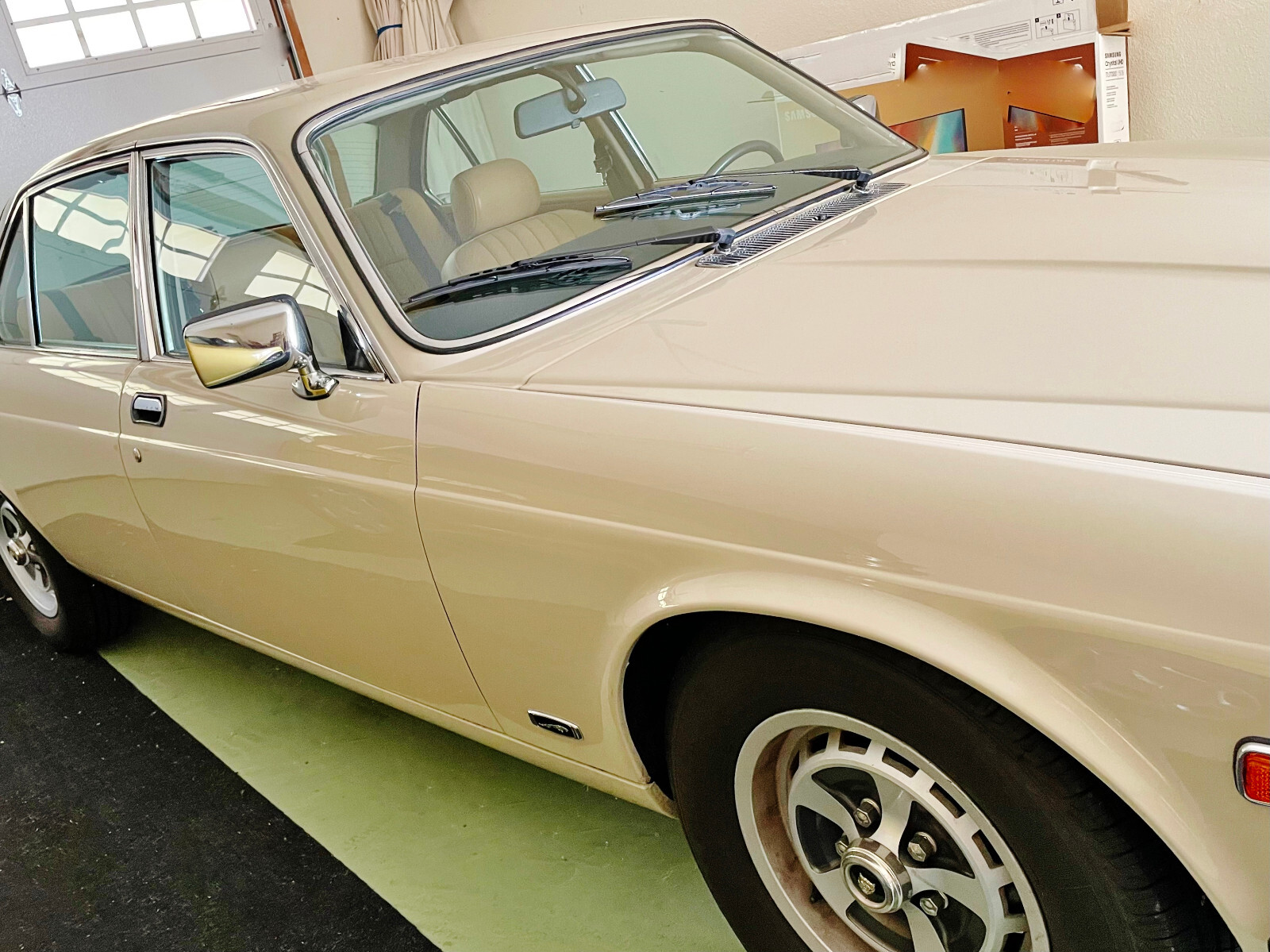 Jaguar-XJ6-1986-Sedan-25