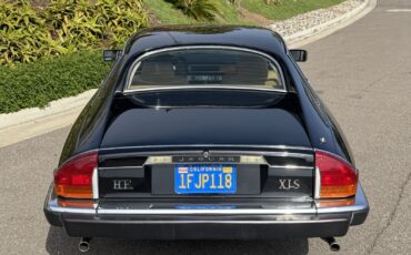 Jaguar-XJS-1982-Coupe-6