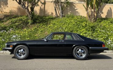 Jaguar-XJS-1982-Coupe-7