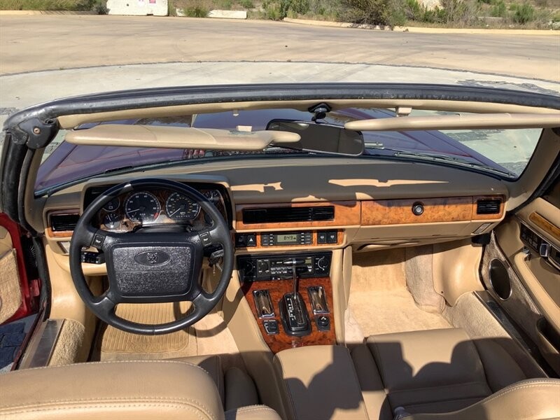 Jaguar-XJS-1992-Convertible-23
