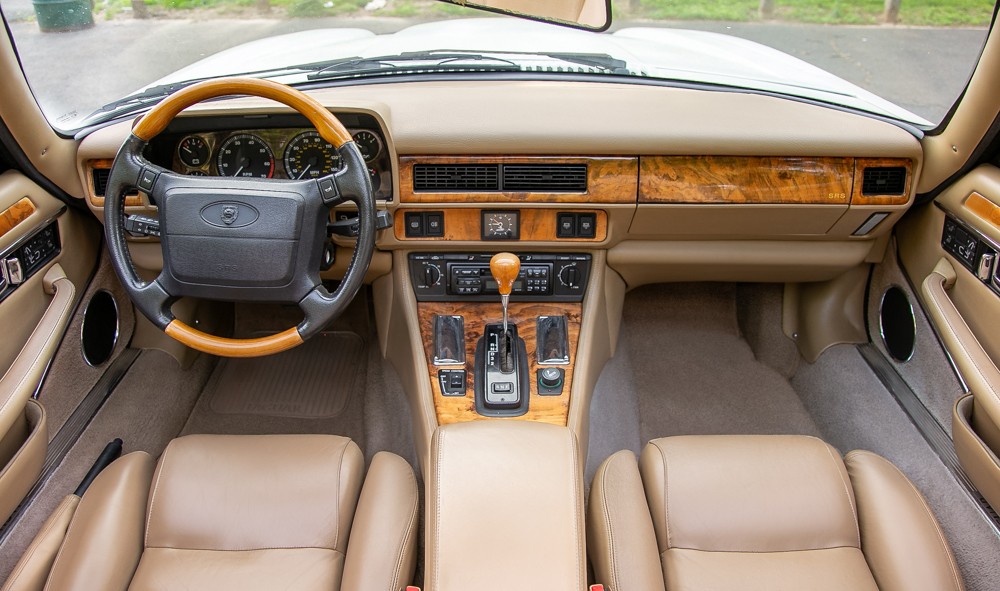 Jaguar-XJS-1995-Convertible-13