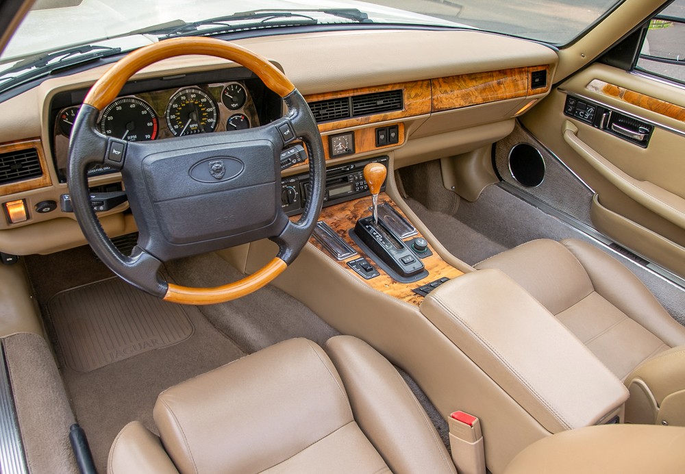 Jaguar-XJS-1995-Convertible-14