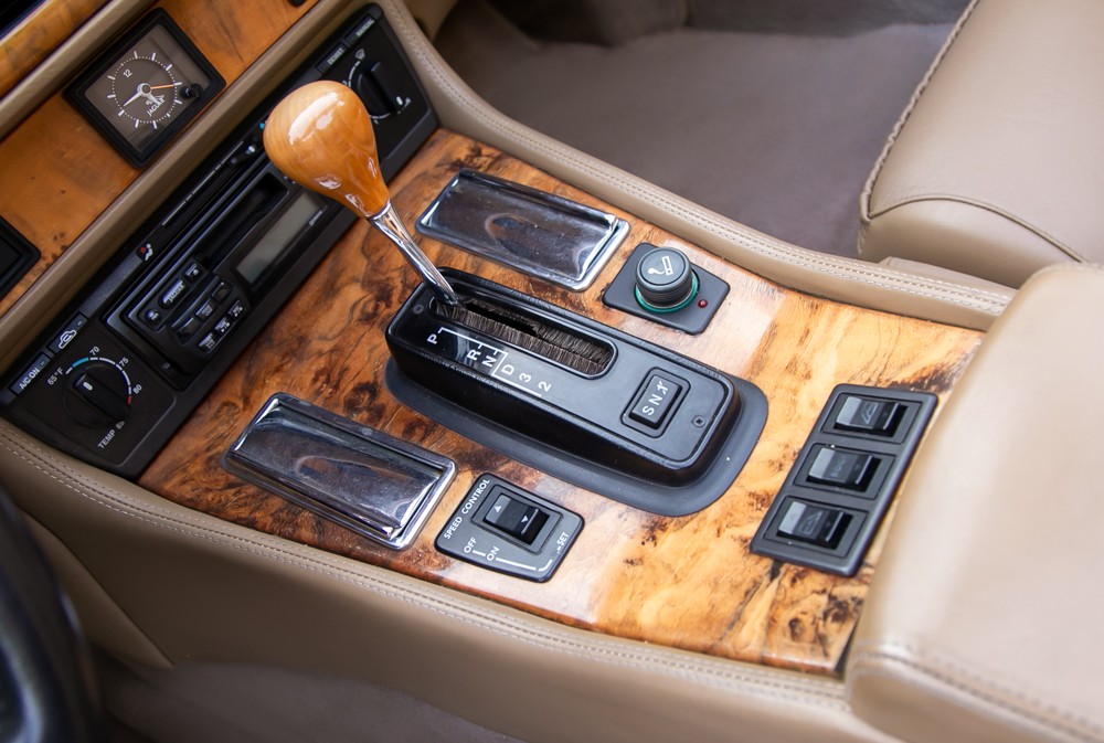 Jaguar-XJS-1995-Convertible-16