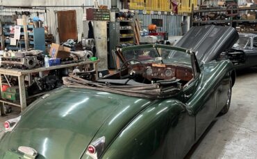 Jaguar-XK-1953-Convertible-13