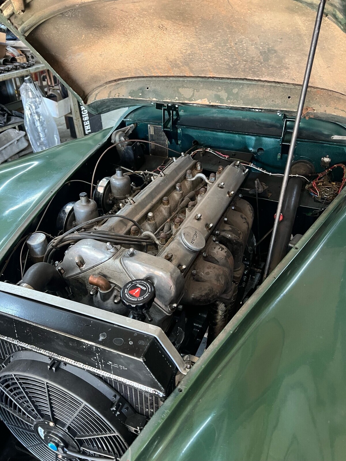 Jaguar-XK-1953-Convertible-19