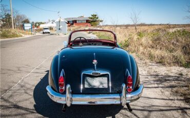 Jaguar-XK-1961-16