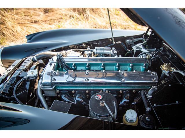 Jaguar-XK-1961-29