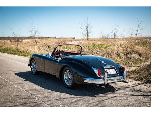 Jaguar-XK-1961-3