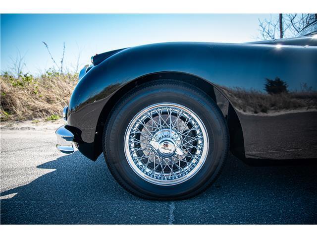 Jaguar-XK-1961-30