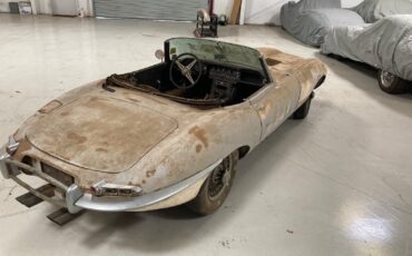 Jaguar-XK-1964-Convertible-1