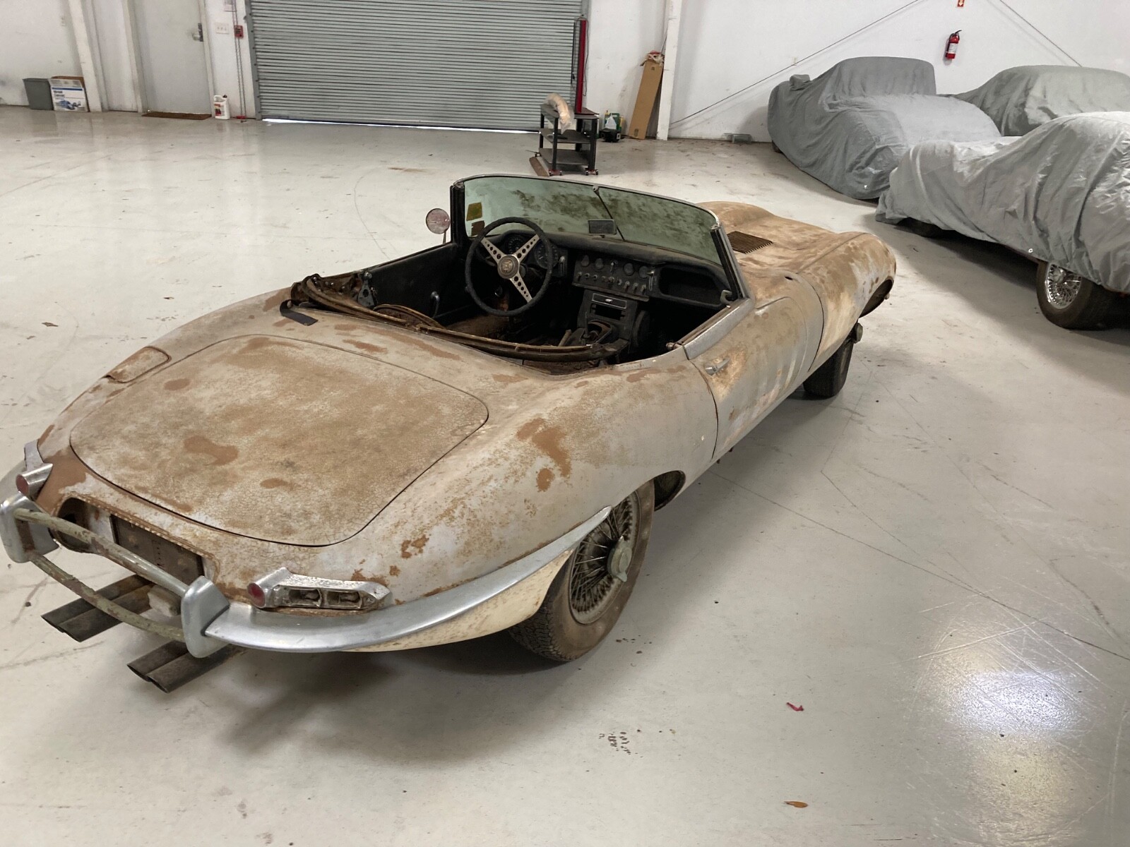 Jaguar-XK-1964-Convertible-1
