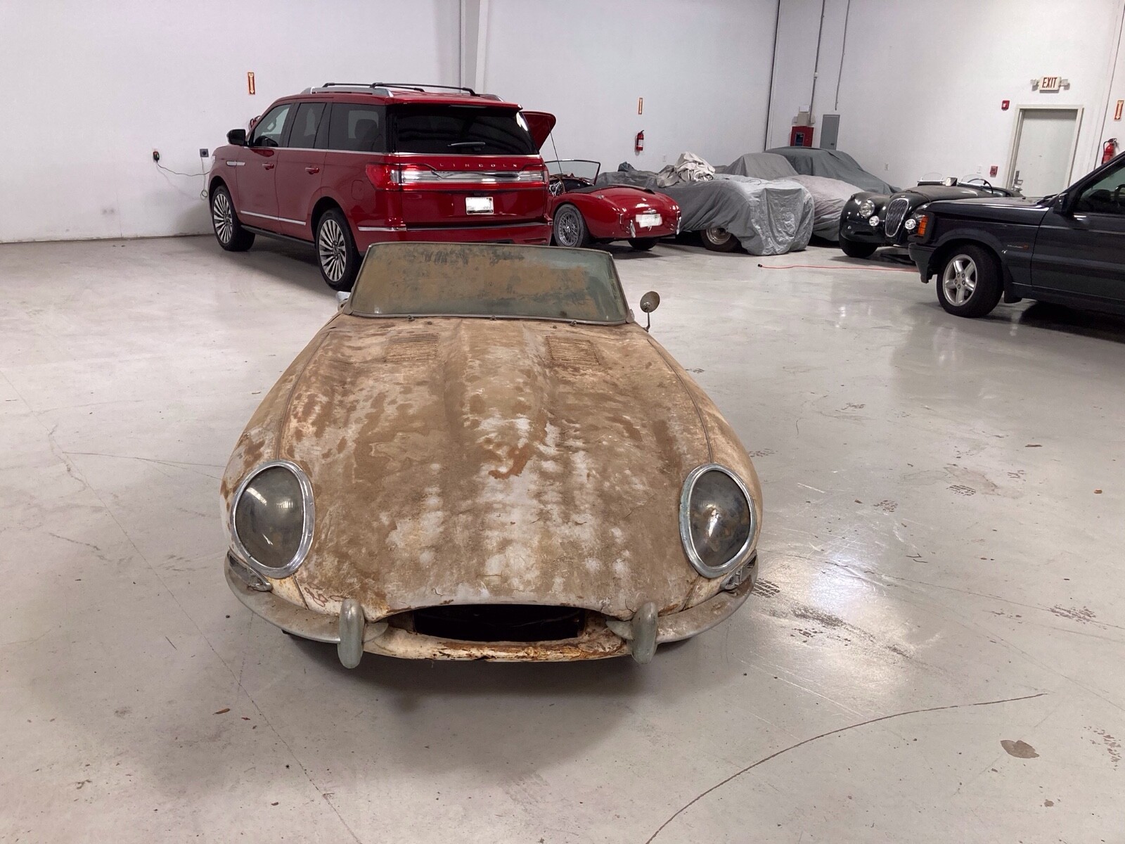 Jaguar-XK-1964-Convertible-2